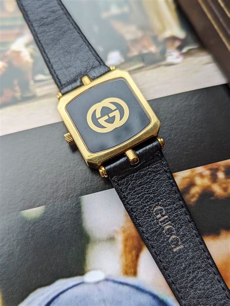 gucci men's watch square face